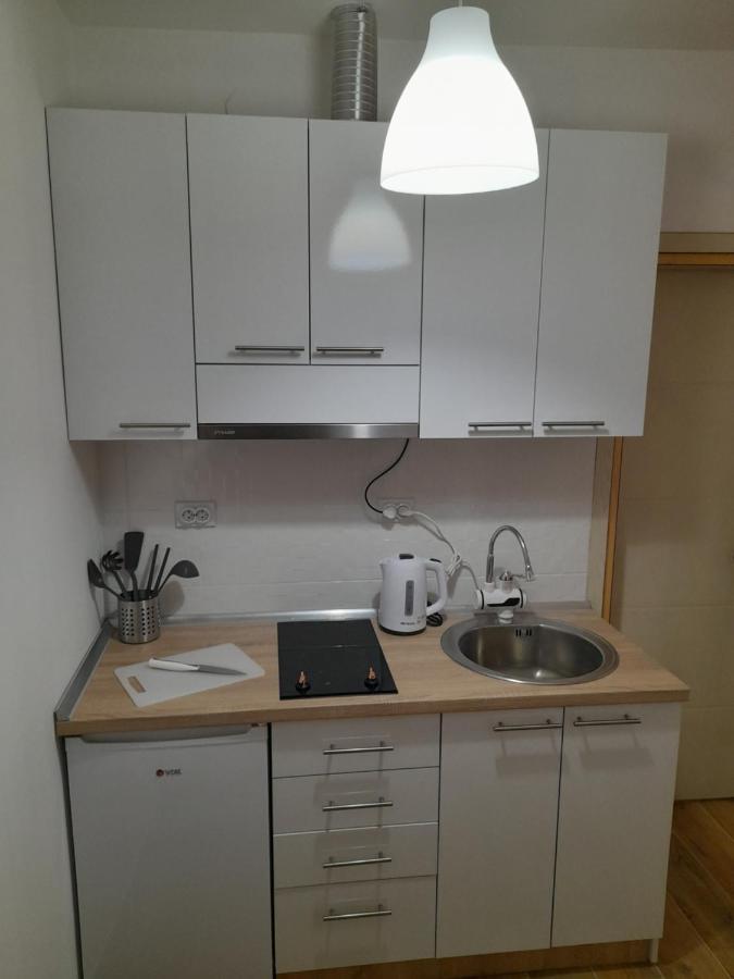 V & V Studio Apartments Ni エクステリア 写真