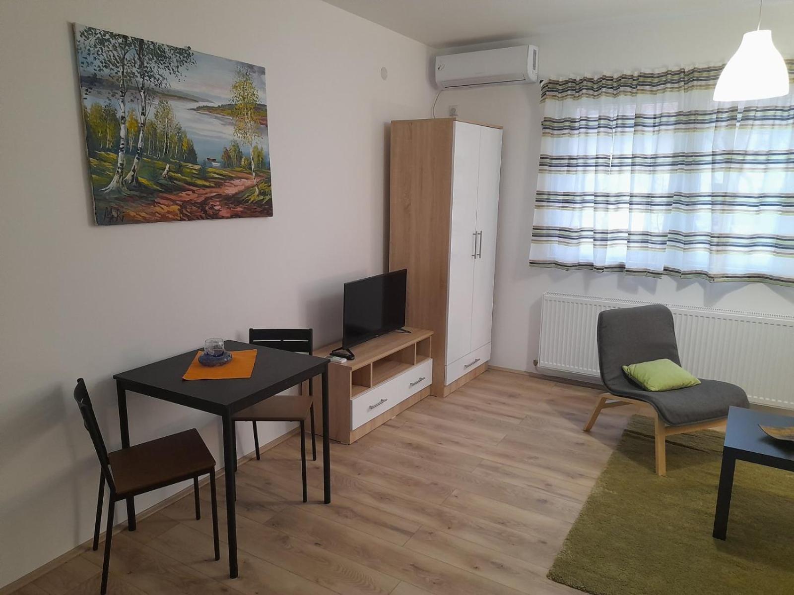 V & V Studio Apartments Ni エクステリア 写真